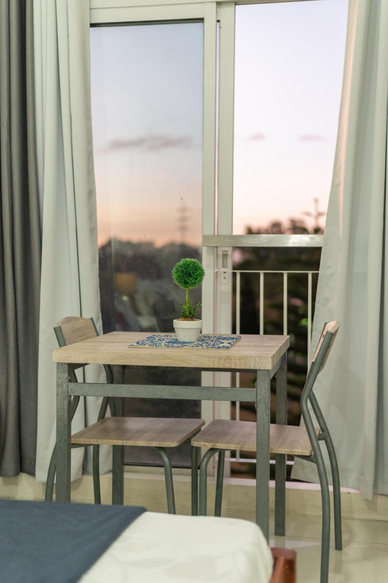 Wind Residence 4 Tagaytay City Εξωτερικό φωτογραφία