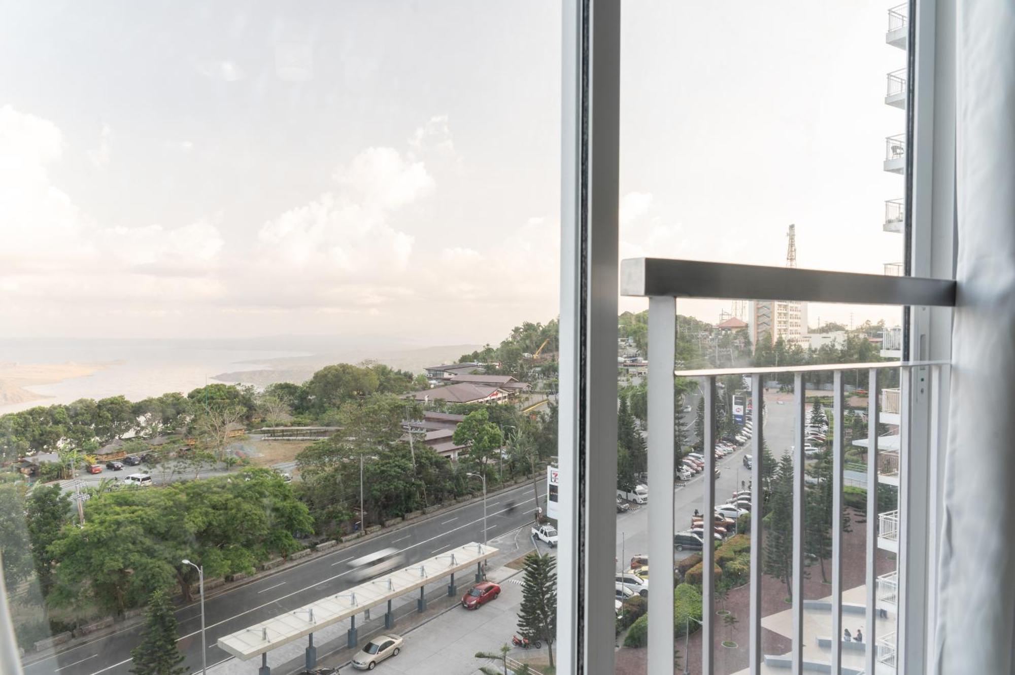 Wind Residence 4 Tagaytay City Εξωτερικό φωτογραφία